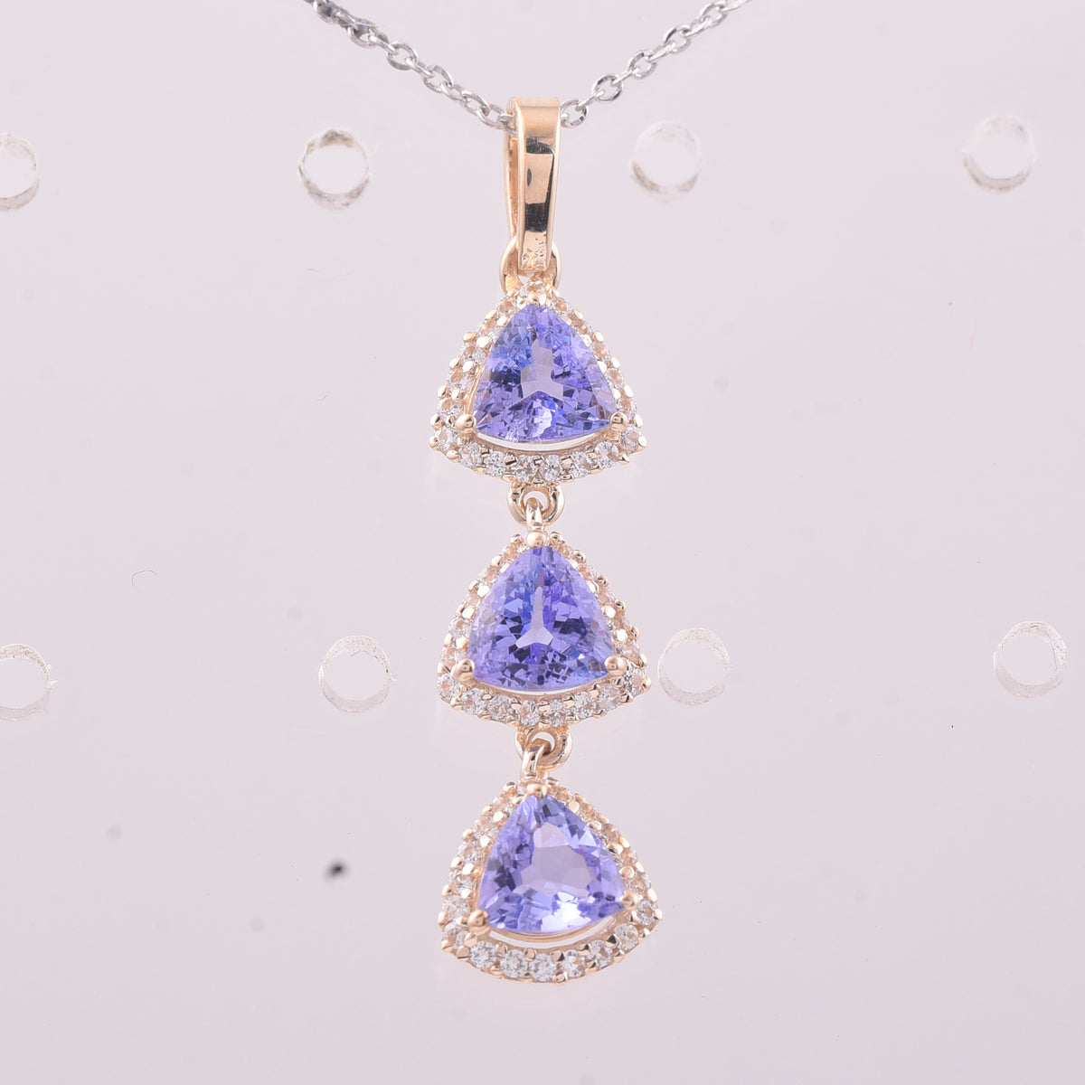 1.59 Ct Trillion Tanzanite 9K Gold Pendant