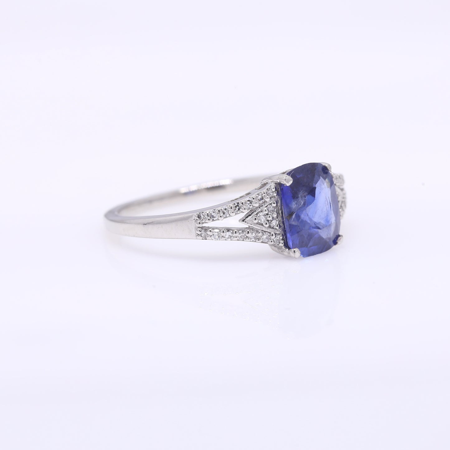 1.43 Ct Cushion Mixed Cut Natural Sapphire 950 Platinum Ring