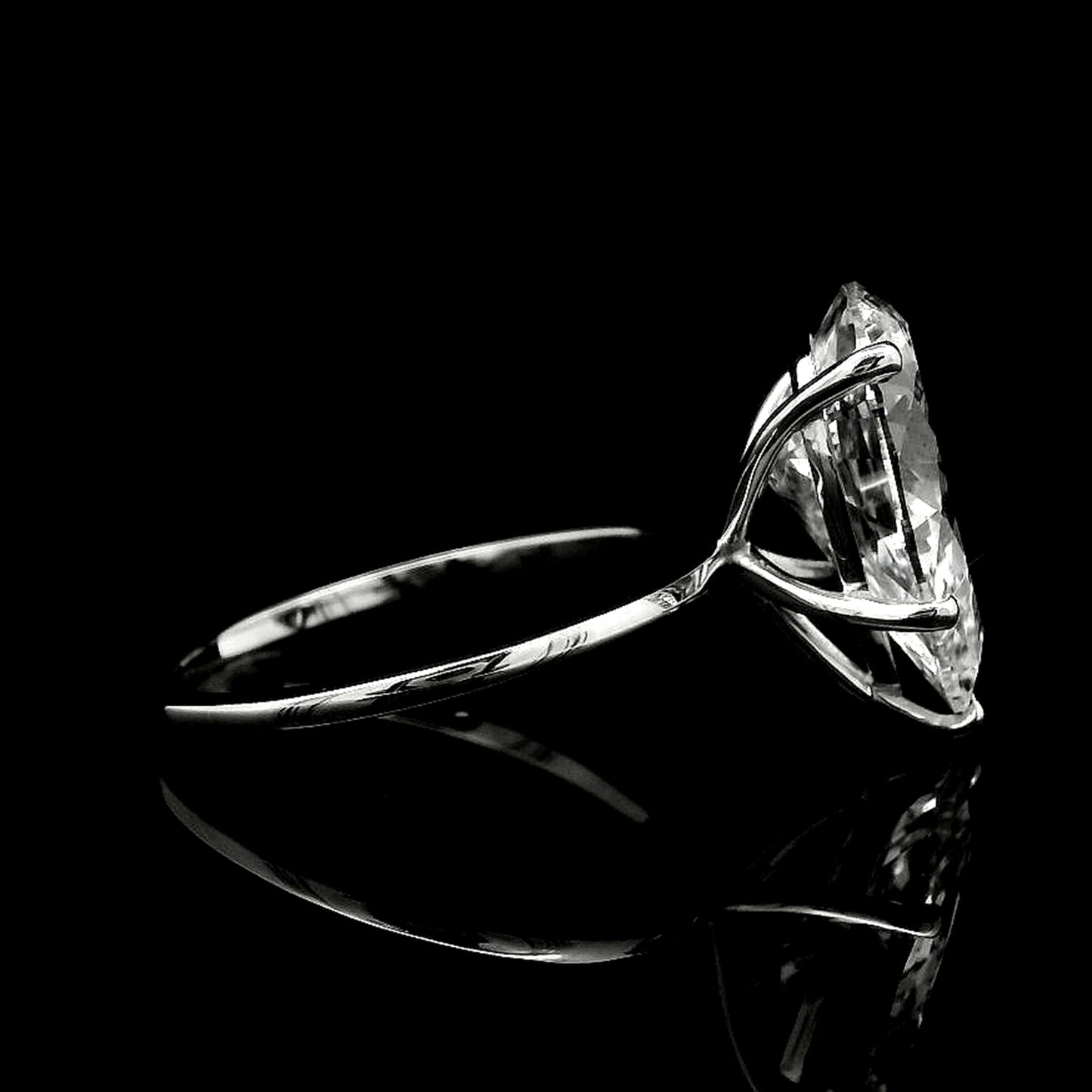 4.54 Carats Lab Grown Diamond 14K Gold Ring