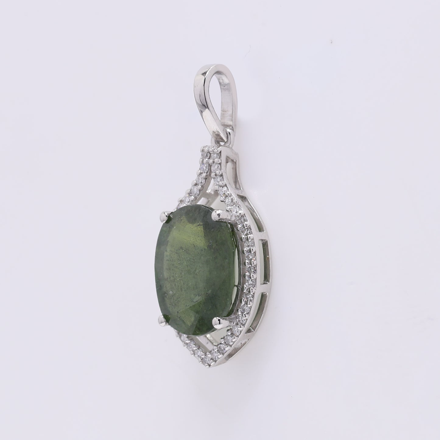 3.92 Ct Oval Mixed Cut Natural Green Sapphire 950 Platinum Pendant