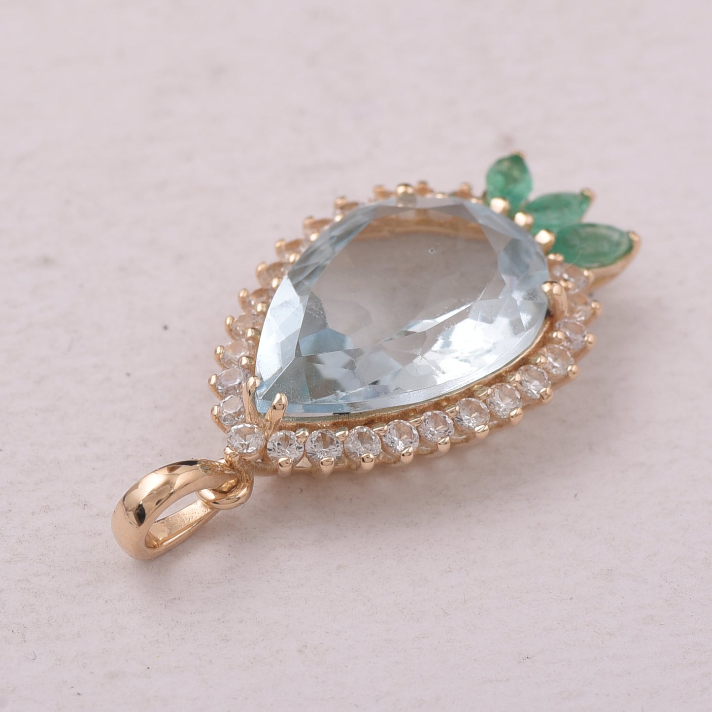 5.09 Ct Pear Aquamarine 9K Gold Pendant