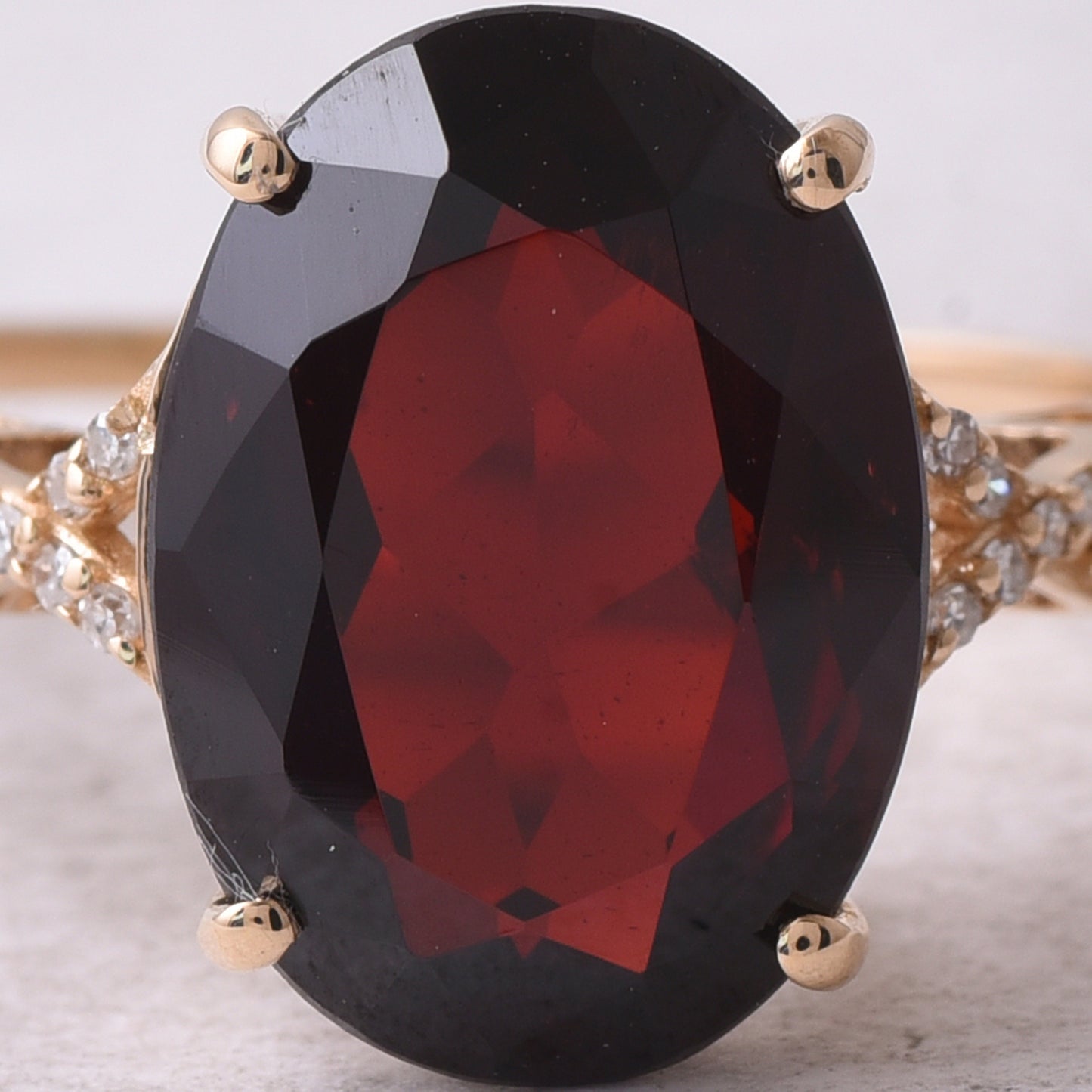 7.45 Ct Oval Natural Garnet 14K Gold Ring