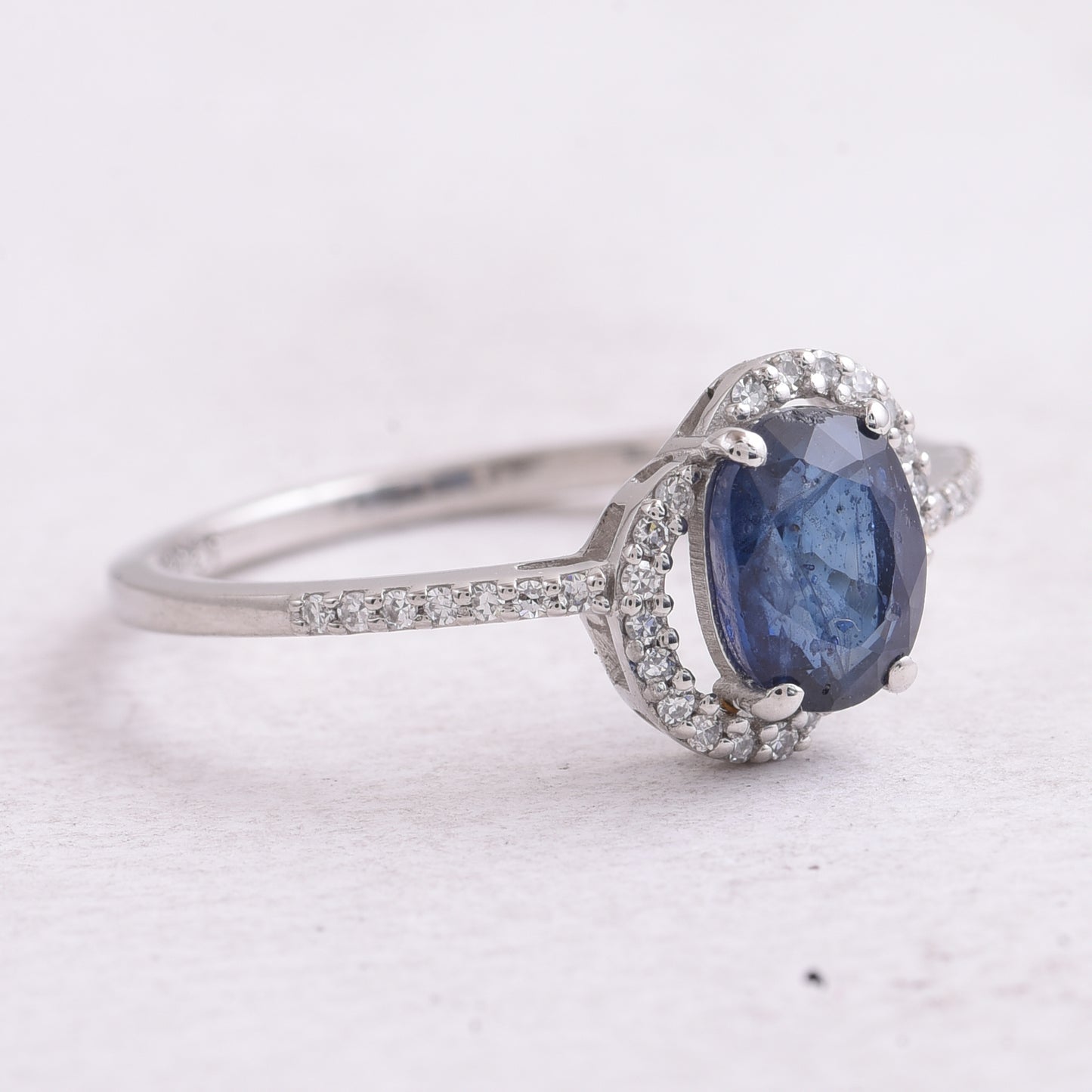 1.39 Ct Oval Mixed Cut Natural Sapphire 950 Platinum Ring