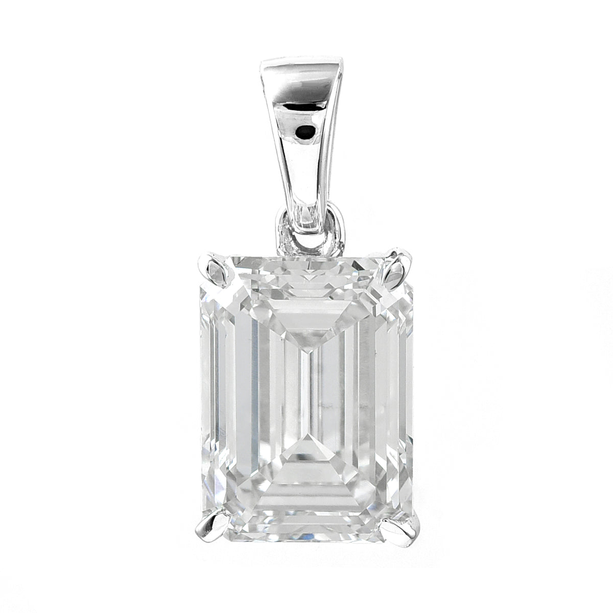 4.07 Carats Lab Grown Diamond 14K Gold Pendant