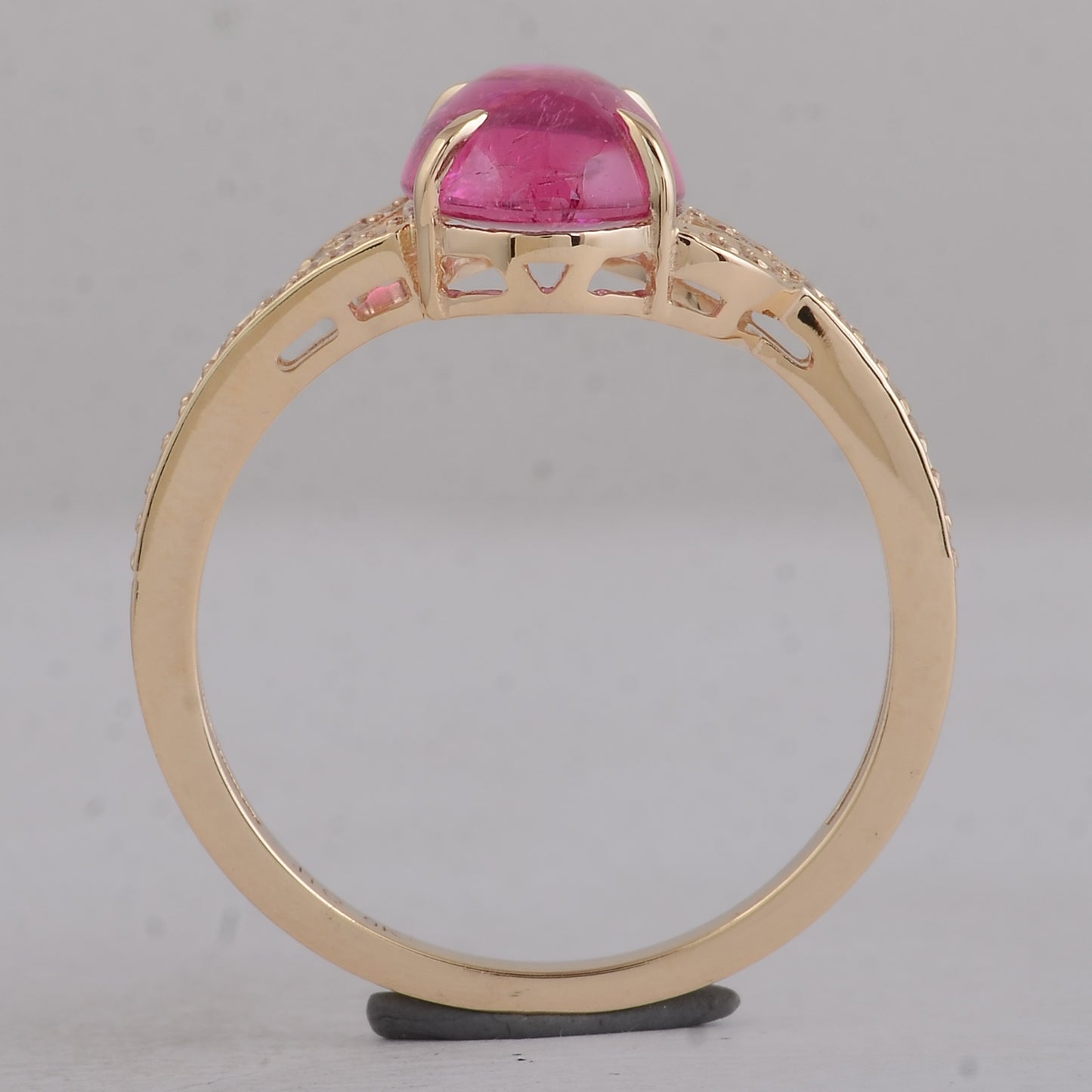 2.08 Ct Oval Tourmaline 9K Gold Ring
