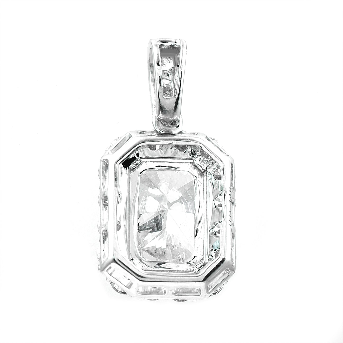 2.49 Carats Lab Grown Diamond 14K Gold Pendant