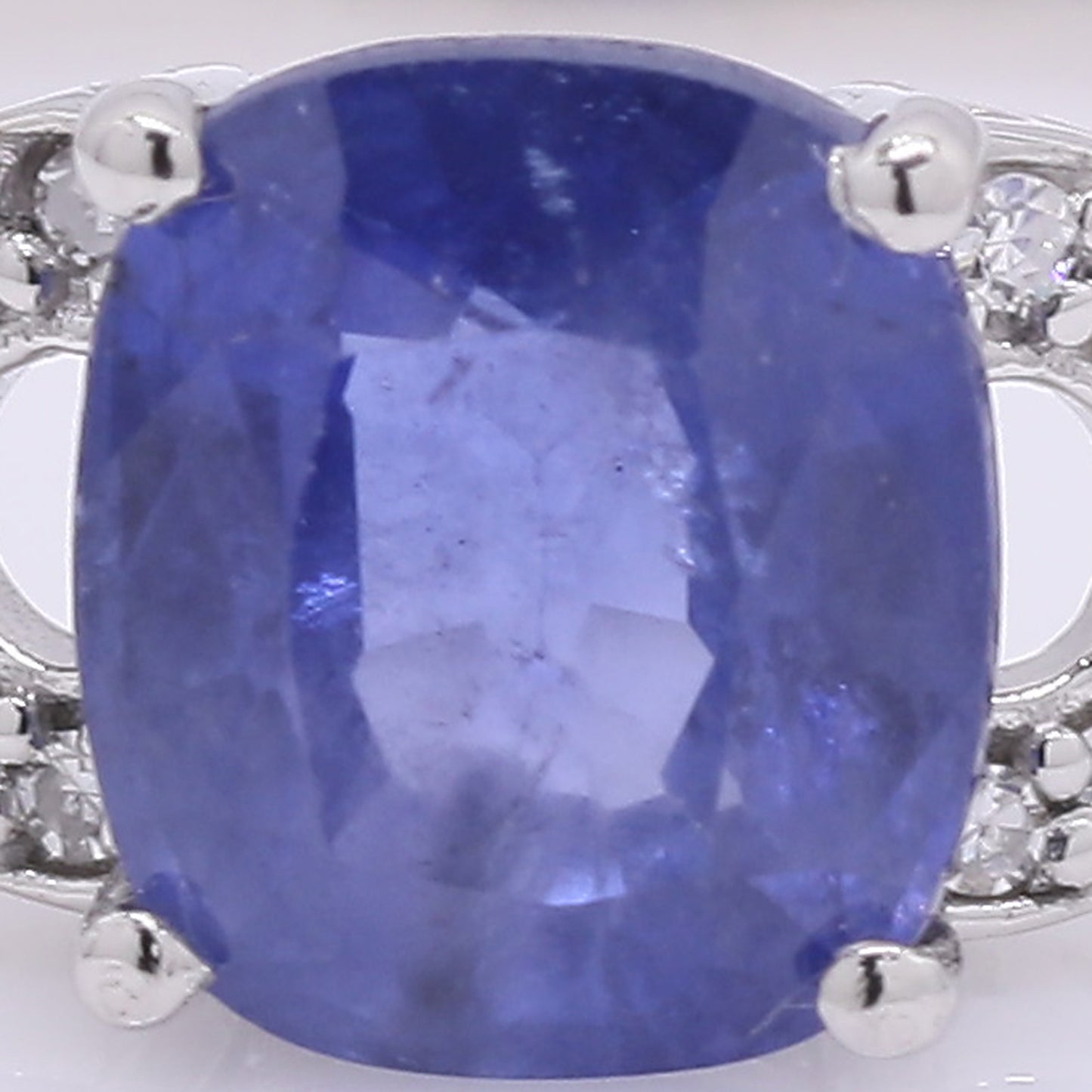 1.74 Ct Cushion Mixed Cut Natural Sapphire 950 Platinum Ring