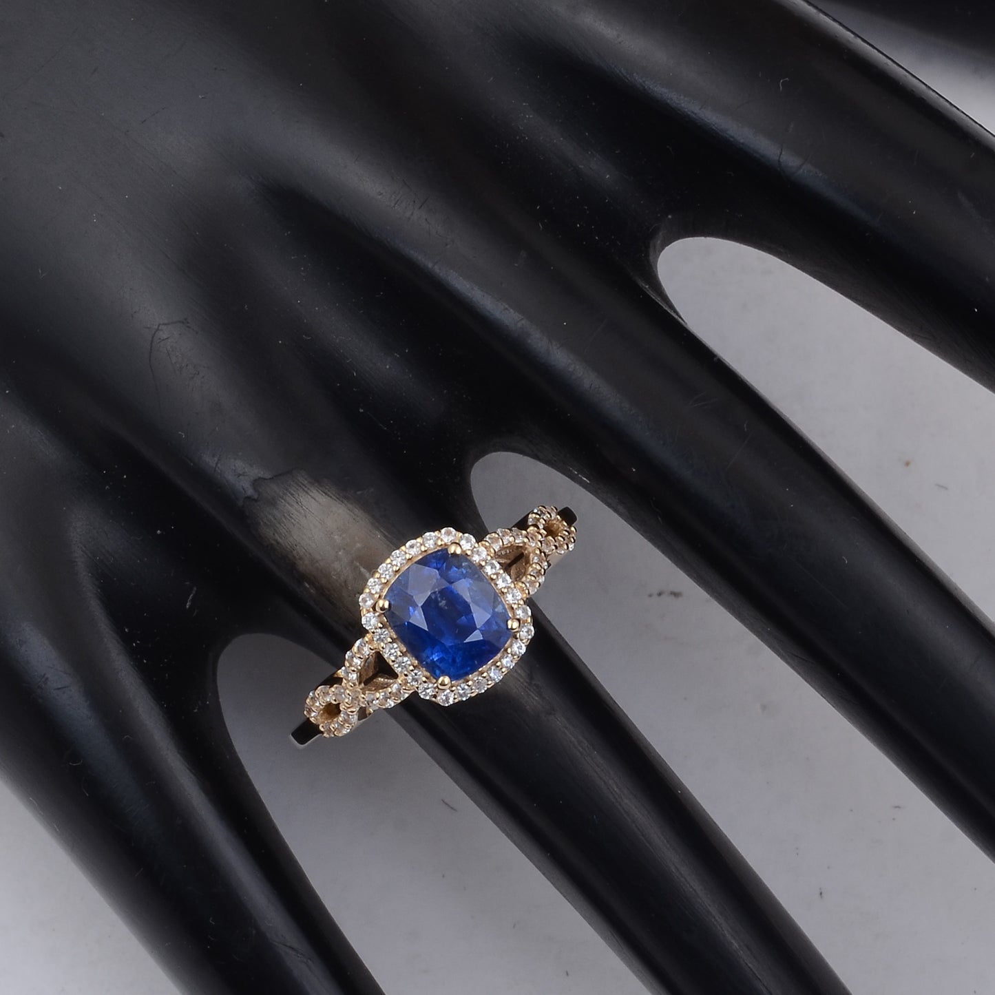 2.13 Ct Cushion Sapphire 9K Gold Ring