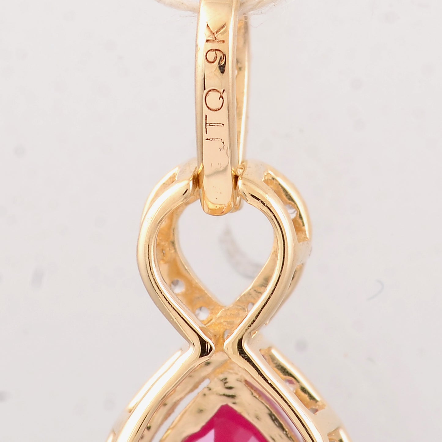 2.77 Ct Marquise Ruby 9K Gold Pendant