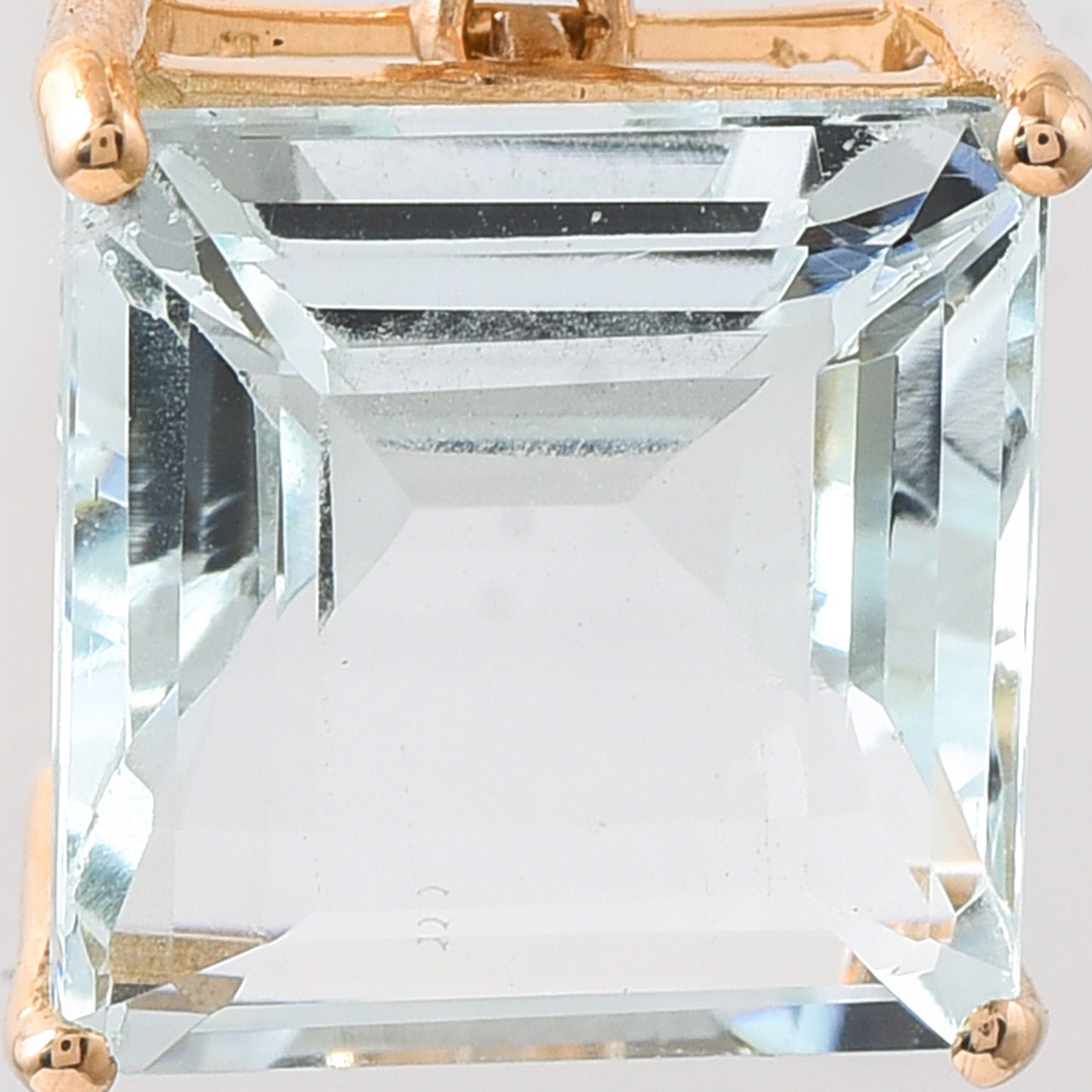 5.46 Ct Octagon Step Cut Natural Aquamarine 14K Gold Pendant