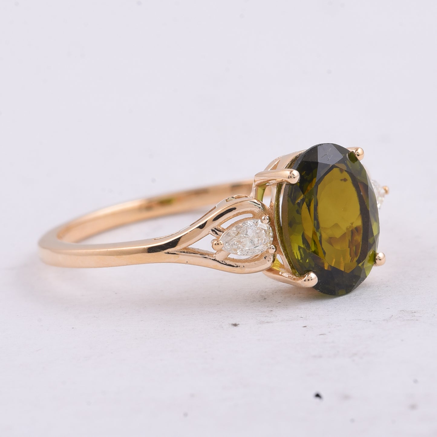 1.97 Ct Oval Natural Tourmaline 14K Gold Ring