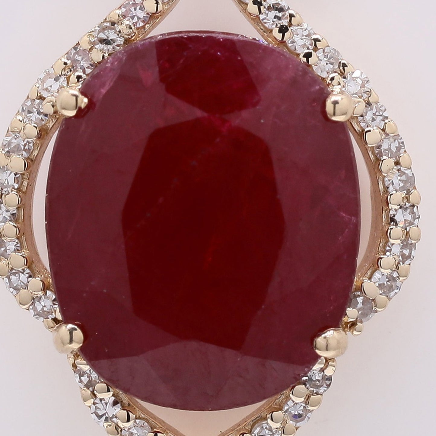3.72 Ct Oval Mixed Cut Natural Ruby 14K Gold Pendant