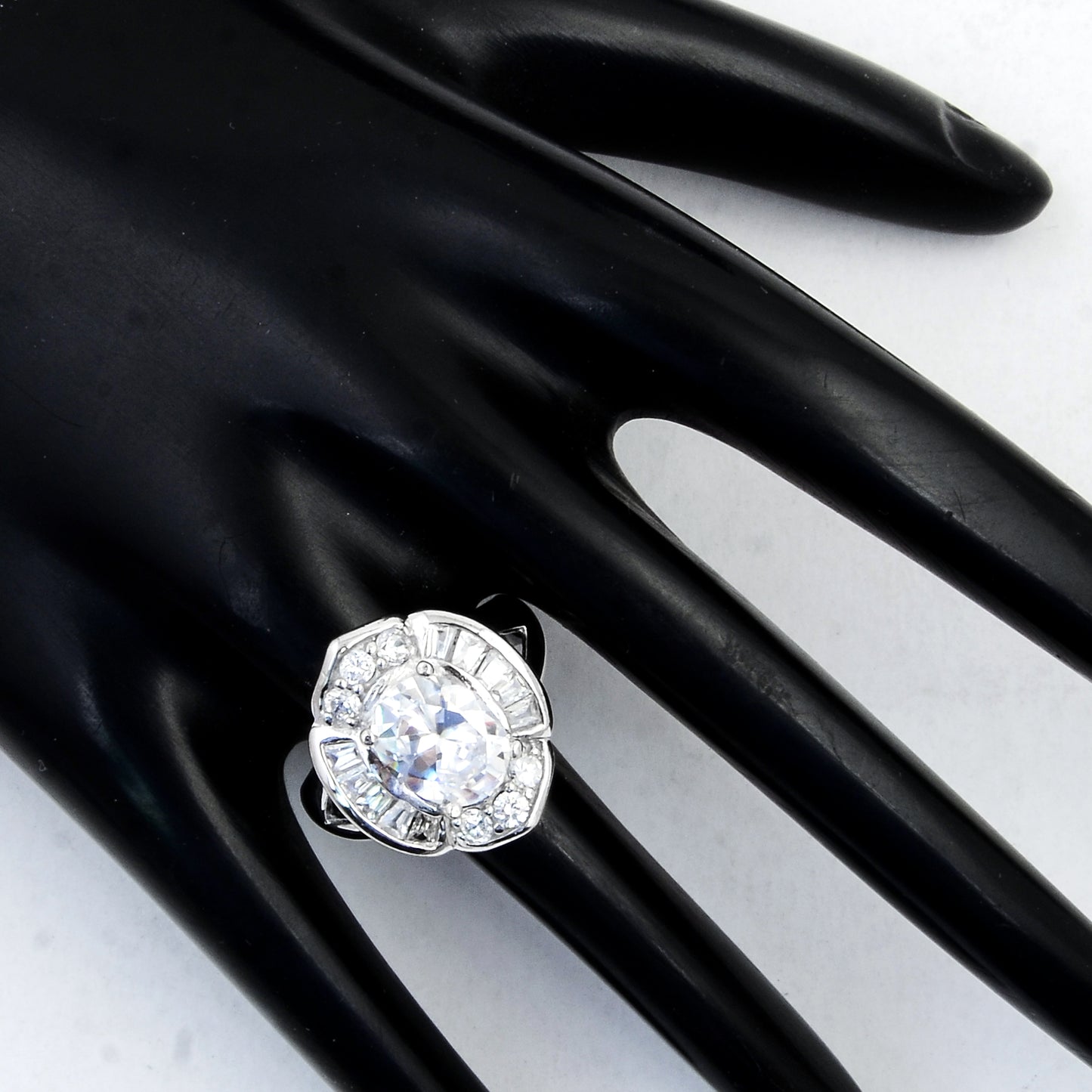 15.48 Ct Cubic Zirconia 925 Sterling Silver Ring