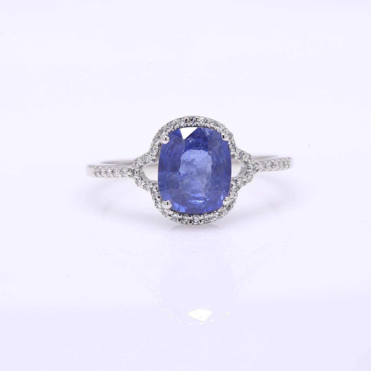 2.11 Ct Oval Mixed Cut Natural Sapphire 950 Platinum Ring