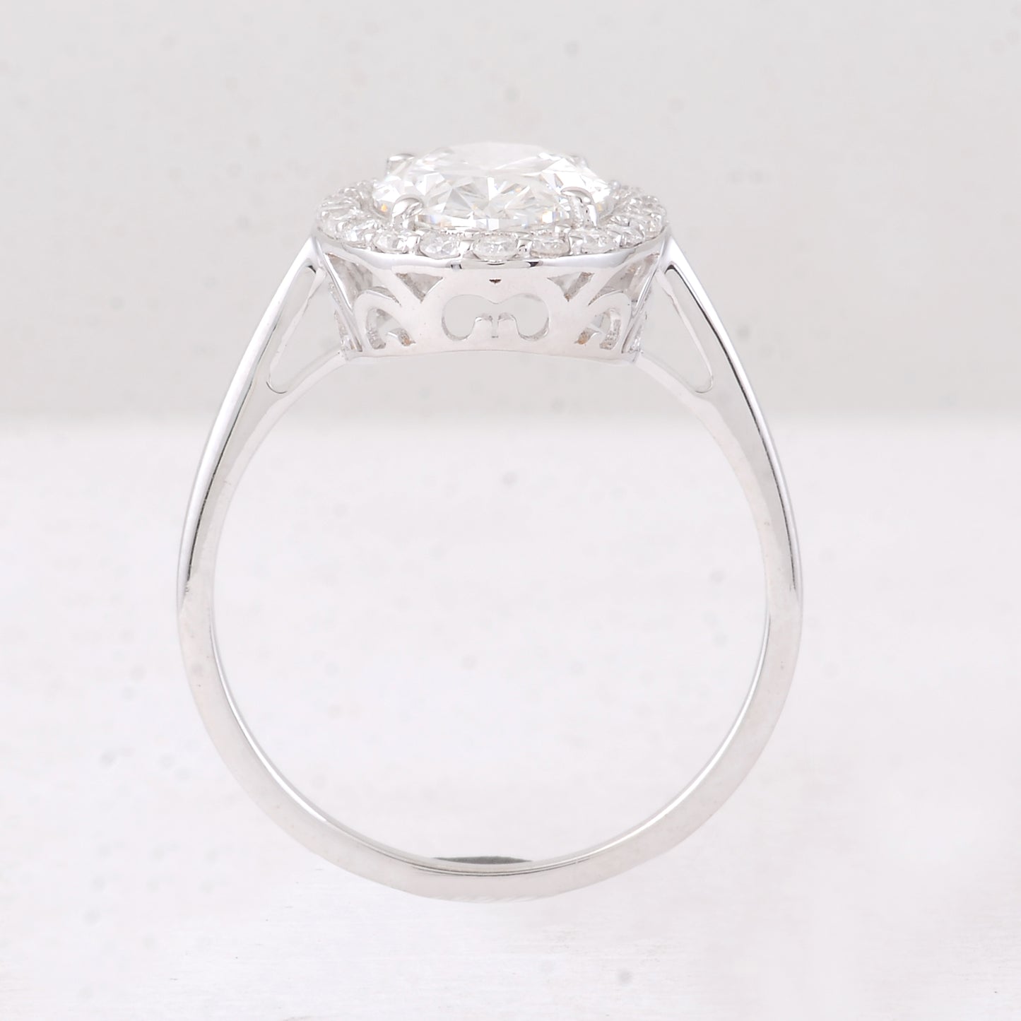 2.72 Carats Lab Grown Diamond 14K Gold Ring