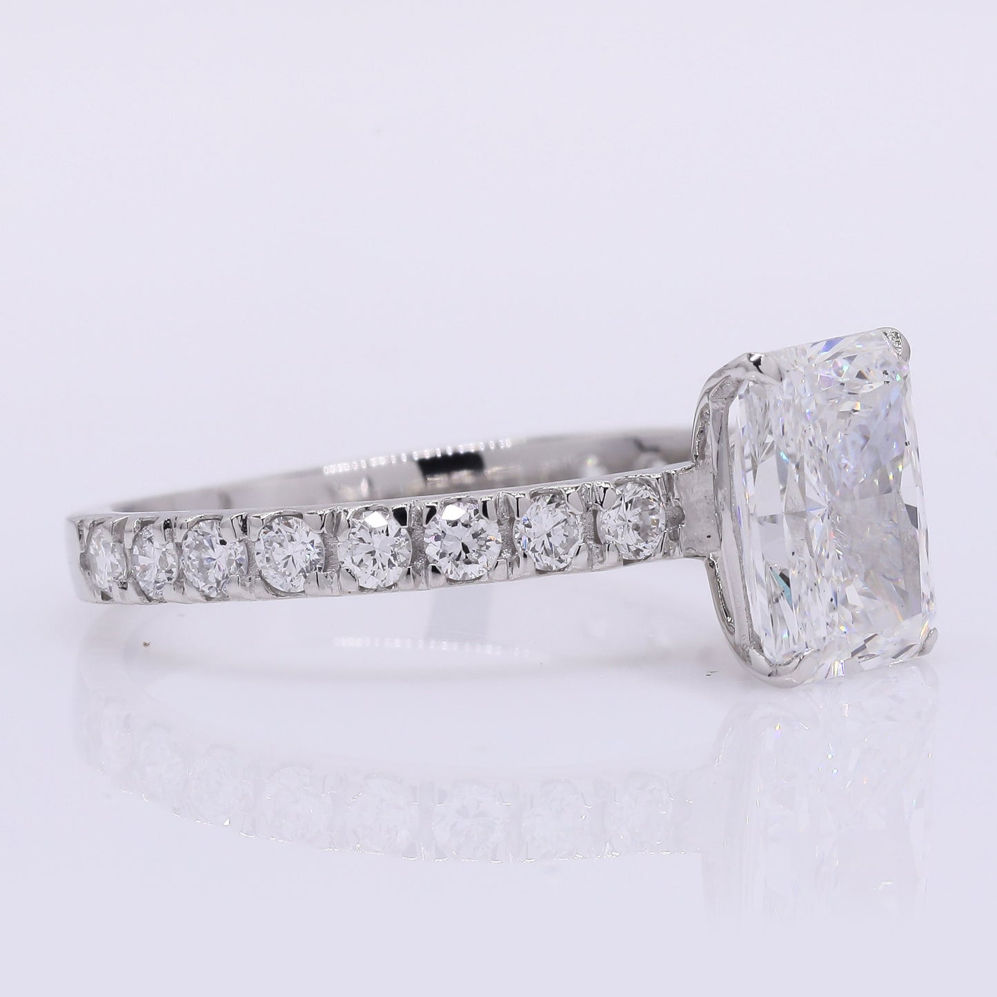 2.37 Carats Lab Grown Diamond 950 Platinum Ring
