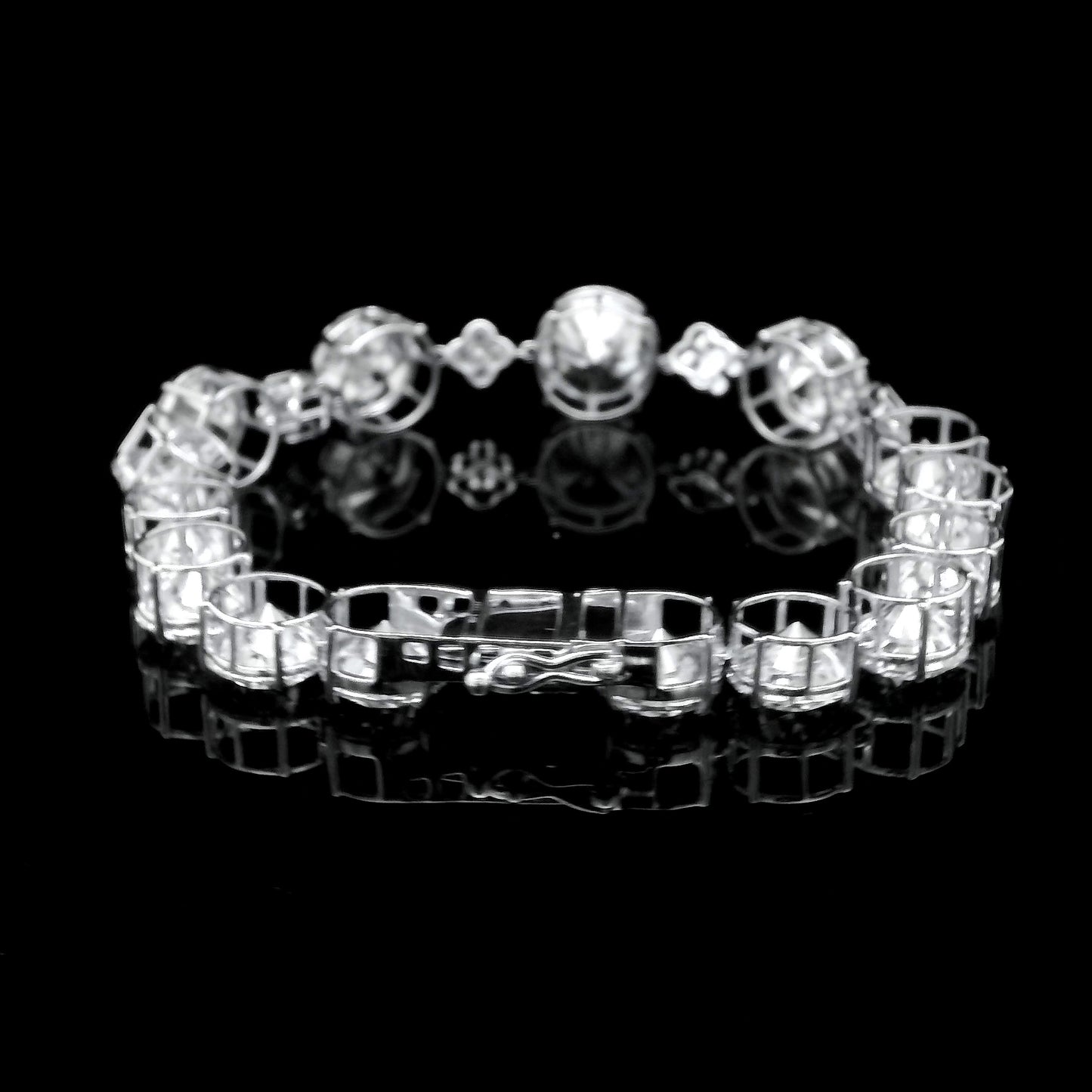 35.91 Ct Round Lab Grown Diamond 14K Gold Bracelet