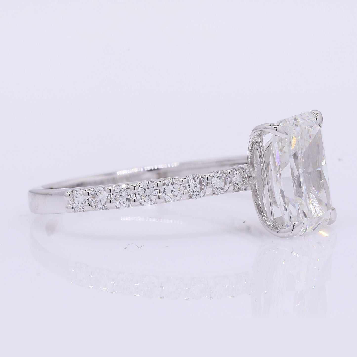 2.29 Carats Lab Grown Diamond 14K Gold Ring