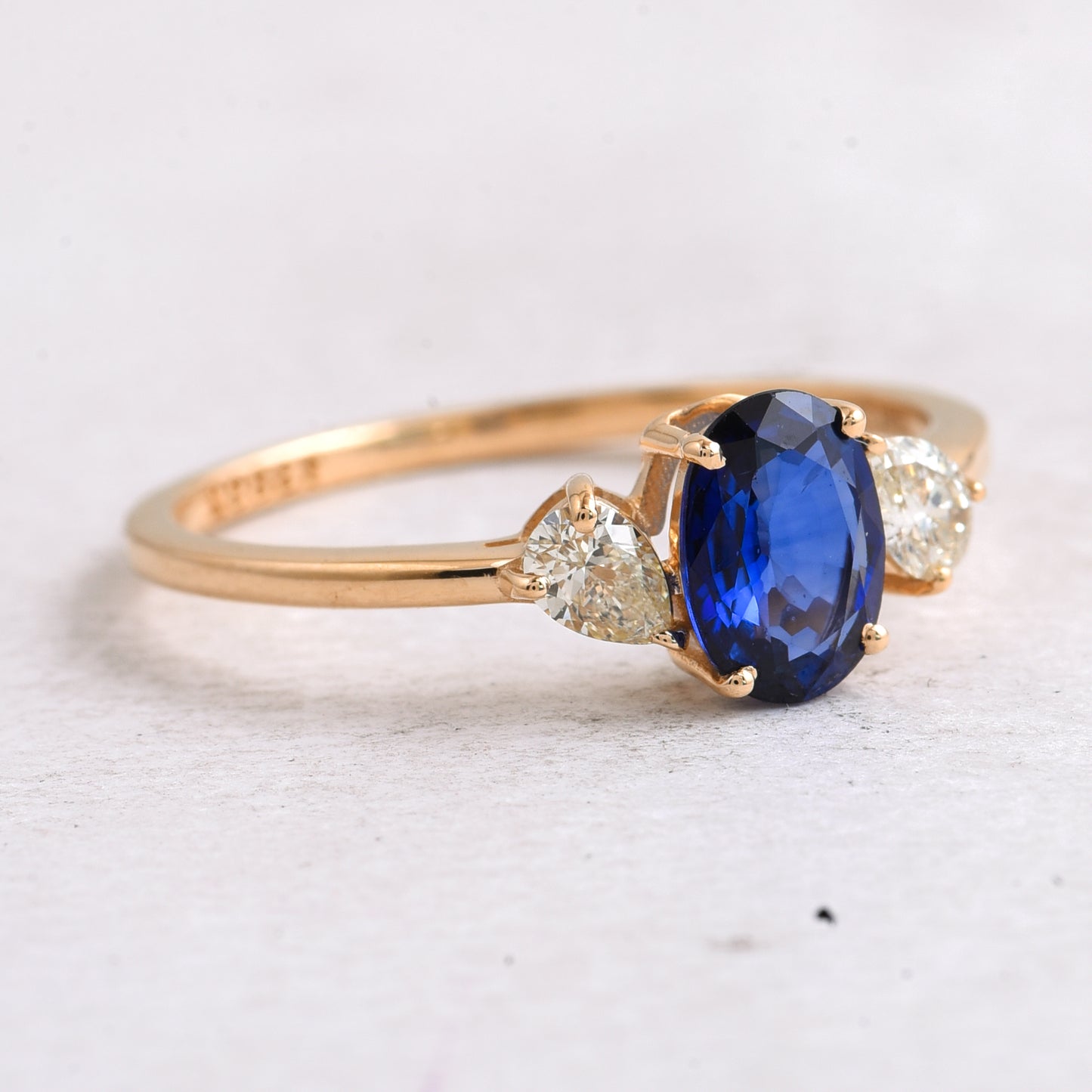 1.09 Ct Oval Mixed Cut Natural Sapphire 14K Gold Ring