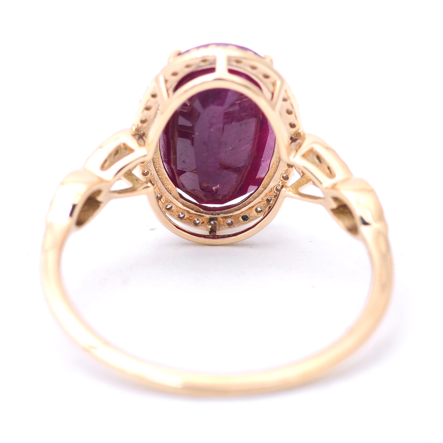 3.73 Ct Oval Mixed Cut Natural Corundum Ruby 14K Gold Ring