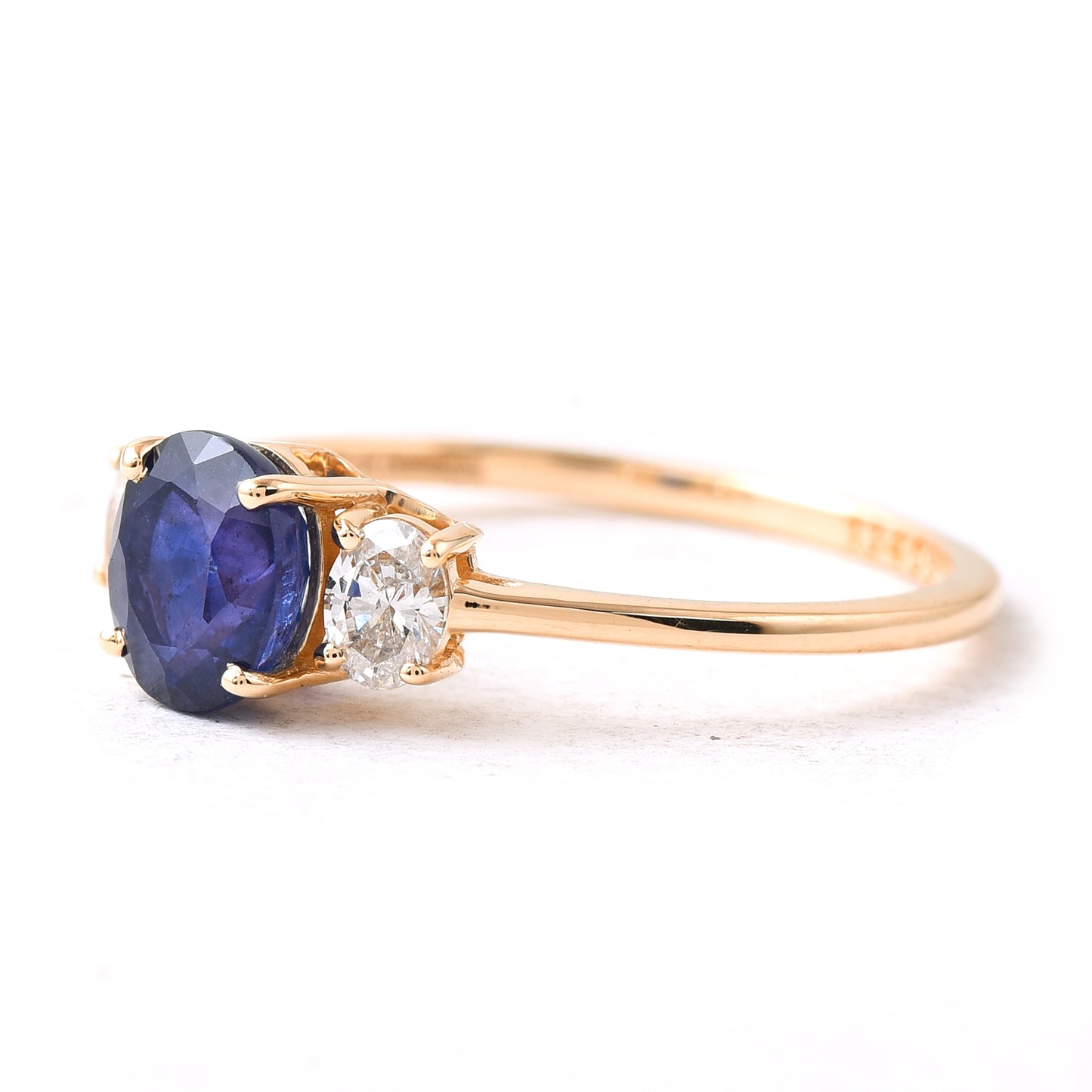 1.45 Ct Oval Sapphire 14K Gold Ring