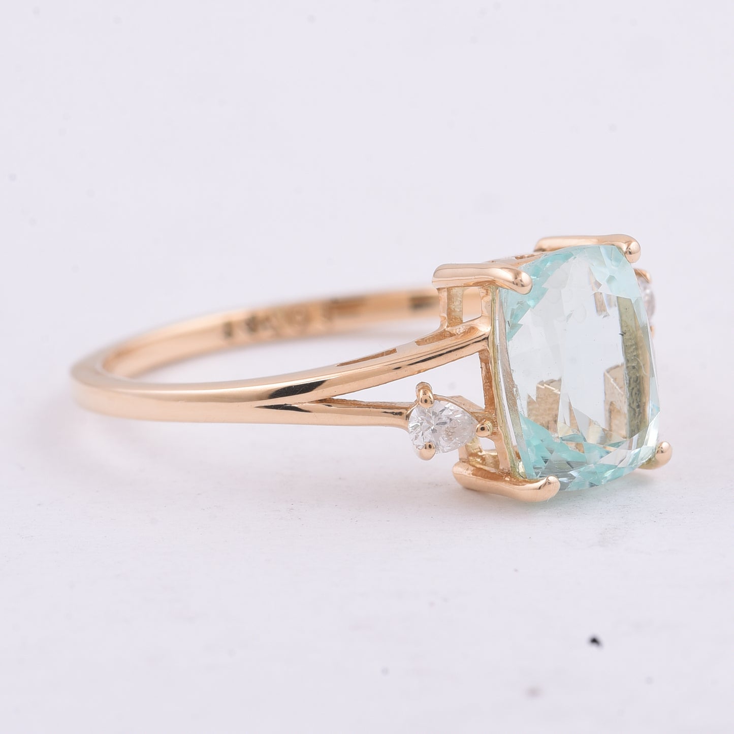 1.70 Ct Cushion Natural Beryl 14K Gold Ring
