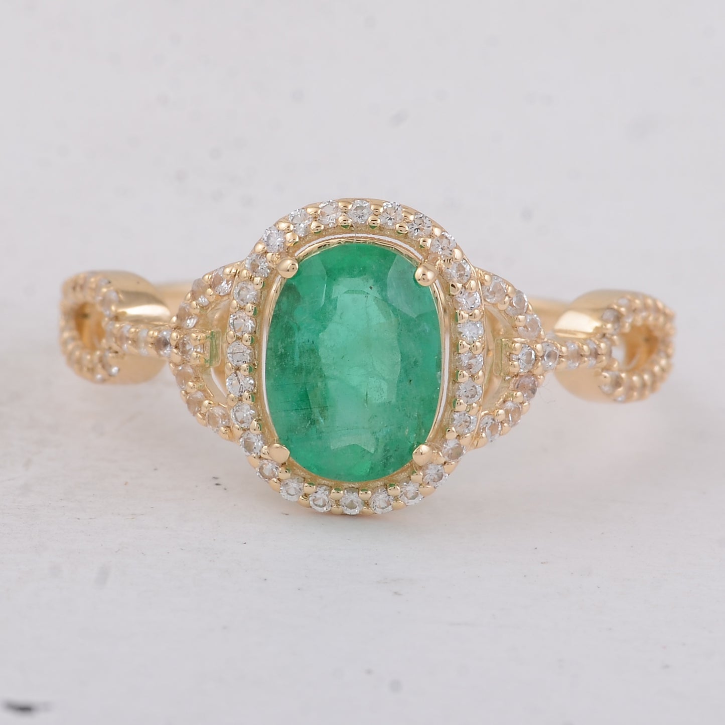 1.58 Ct Oval Emerald 9K Gold Ring