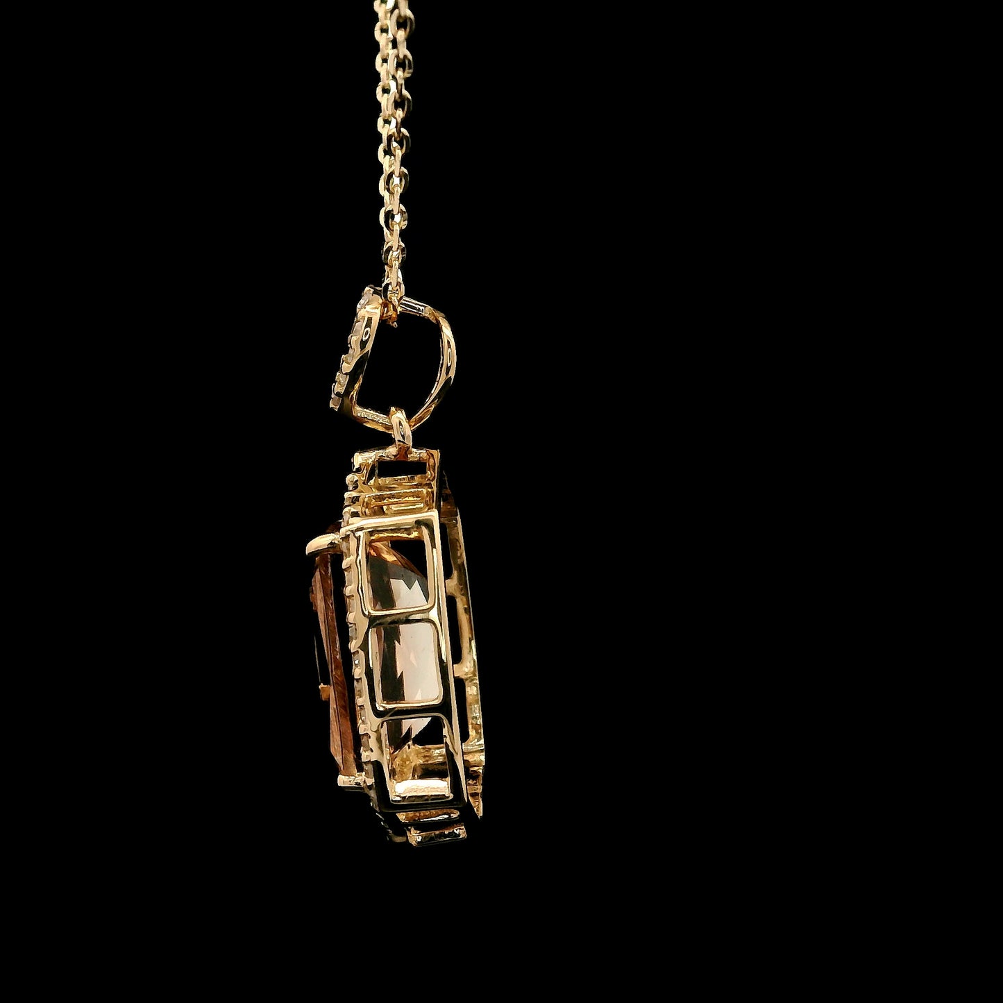 2.40 Ct Cushion Oregon Sunstone 14K Gold Pendant