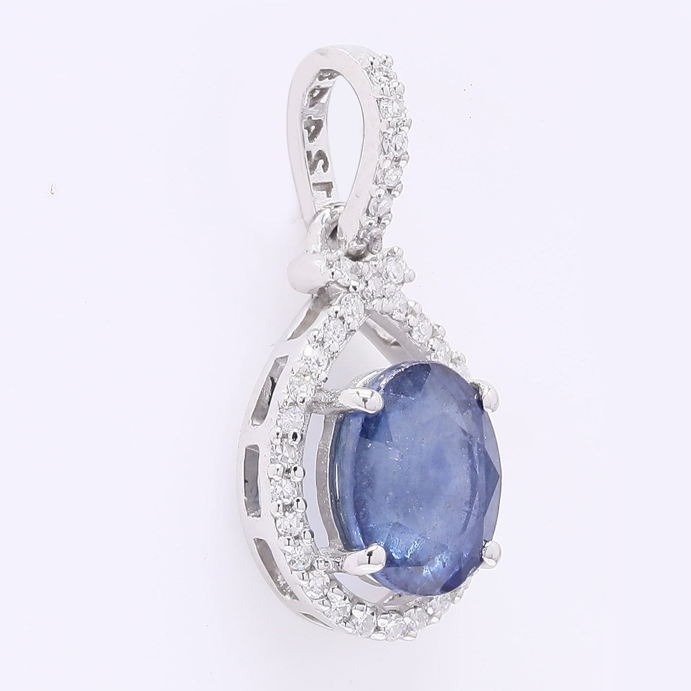 1.60 Ct Oval Mixed Cut Natural Sapphire 950 Platinum Pendant