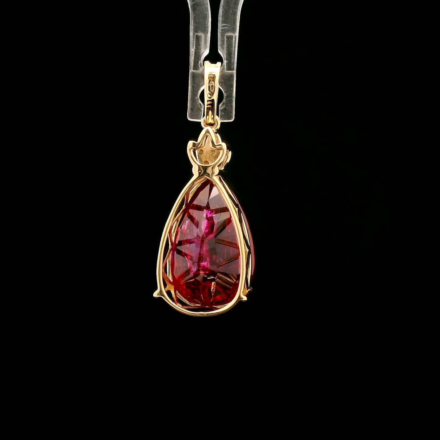 8.26 Ct Pear Mixed Cut Lab Grown Ruby 14K Gold Pendant