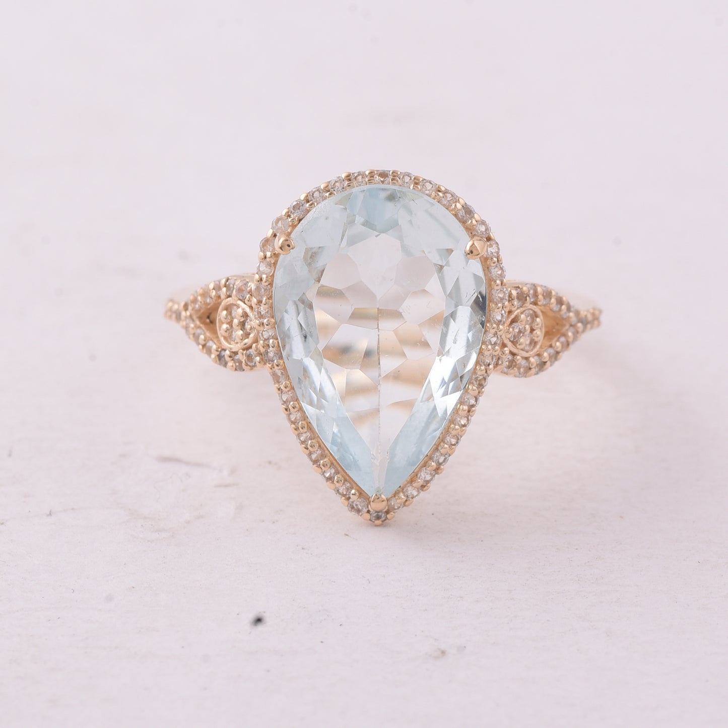 4.05 Ct Pear Aquamarine 9K Gold Ring