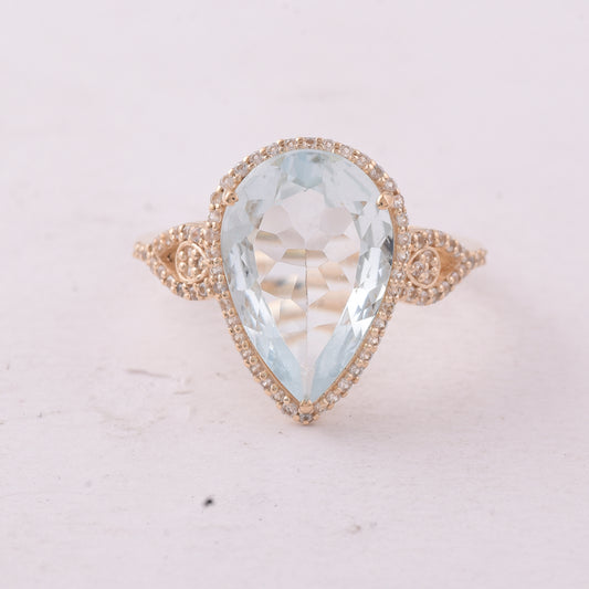 4.05 Ct Pear Aquamarine 9K Gold Ring