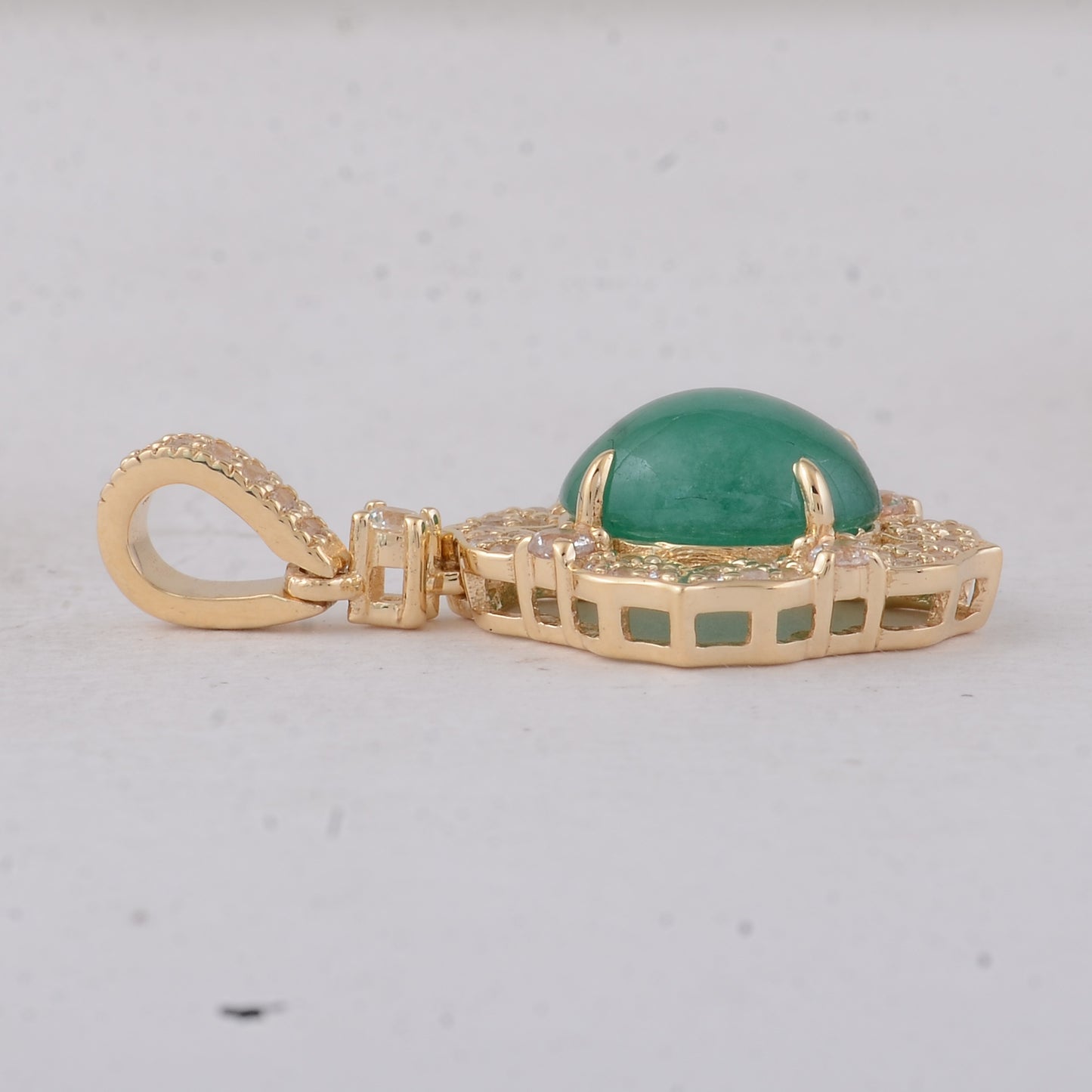 2.24 Ct Oval Emerald 9K Gold Pendant