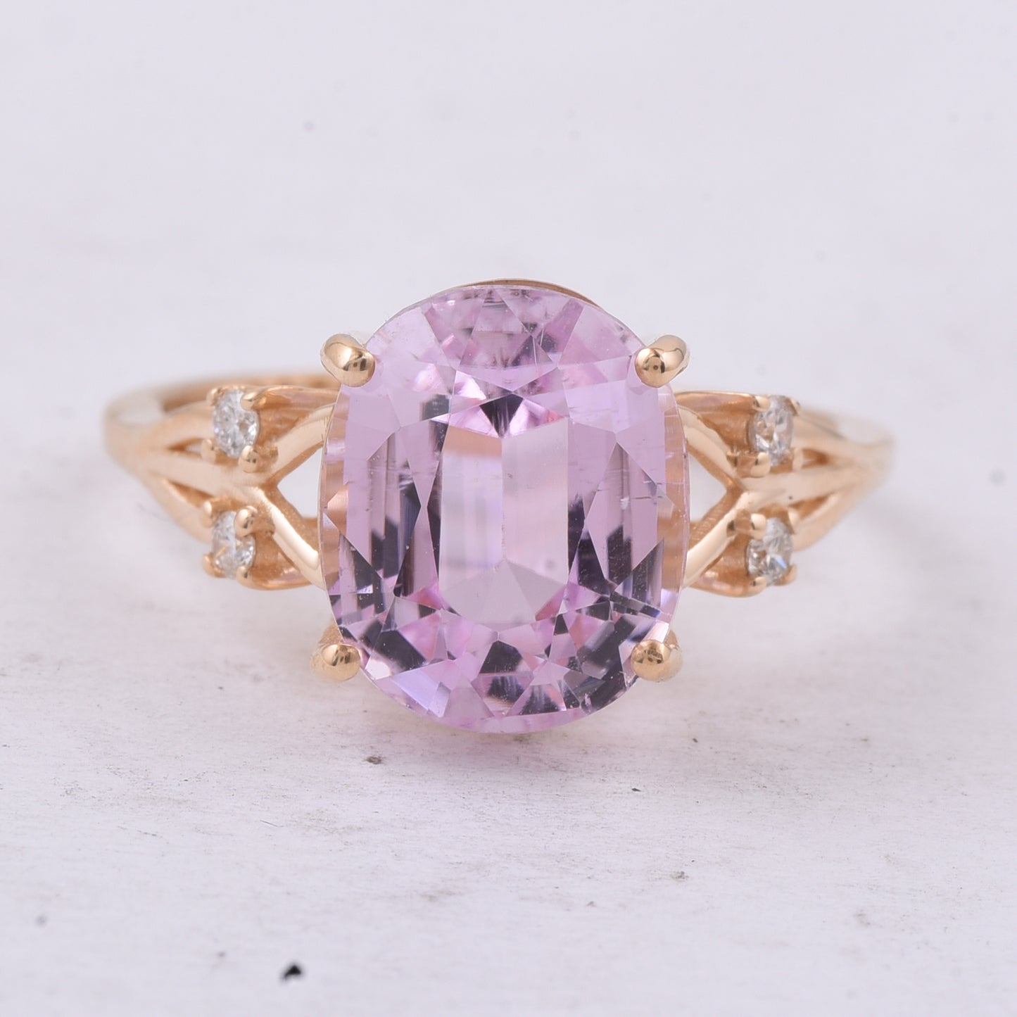 5.68 Ct Oval Natural Kunzite 14K Gold Ring