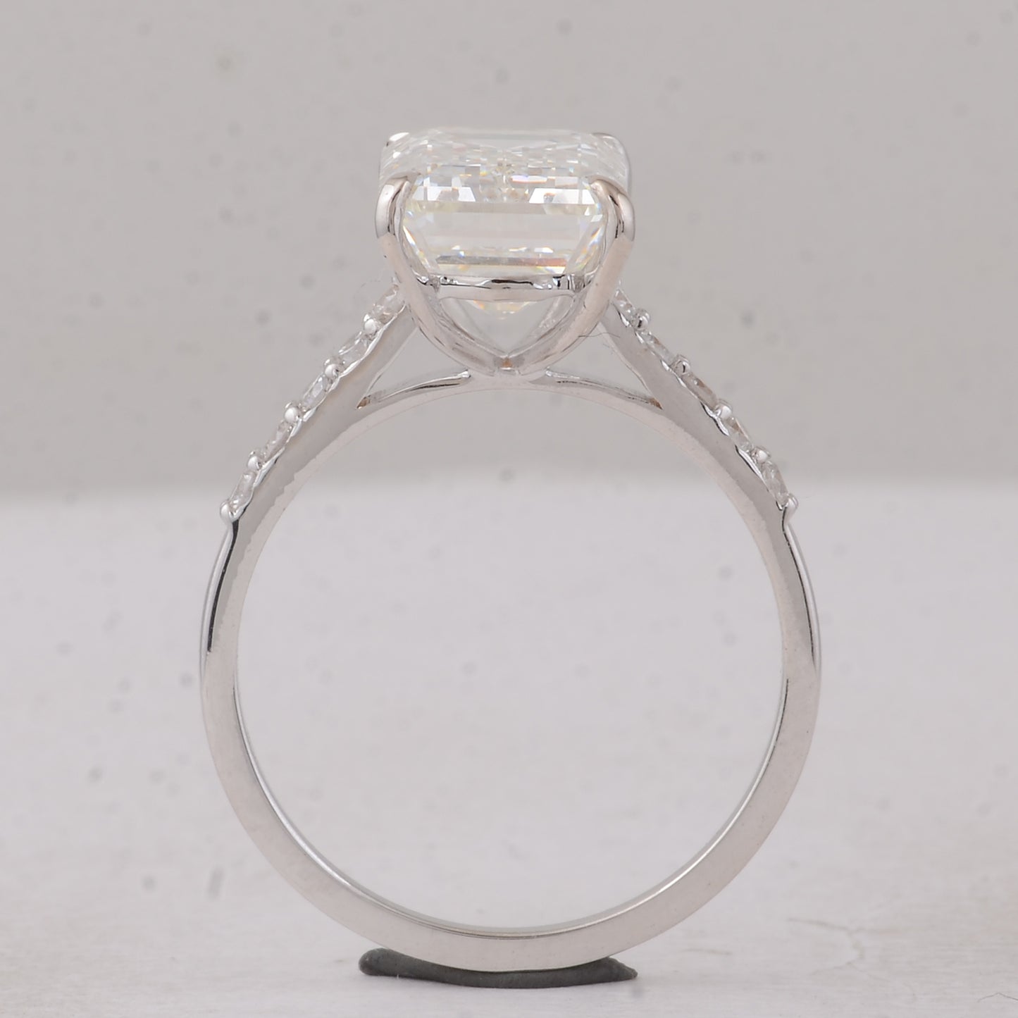 4.77 Carats Lab Grown Diamond 14K Gold Ring