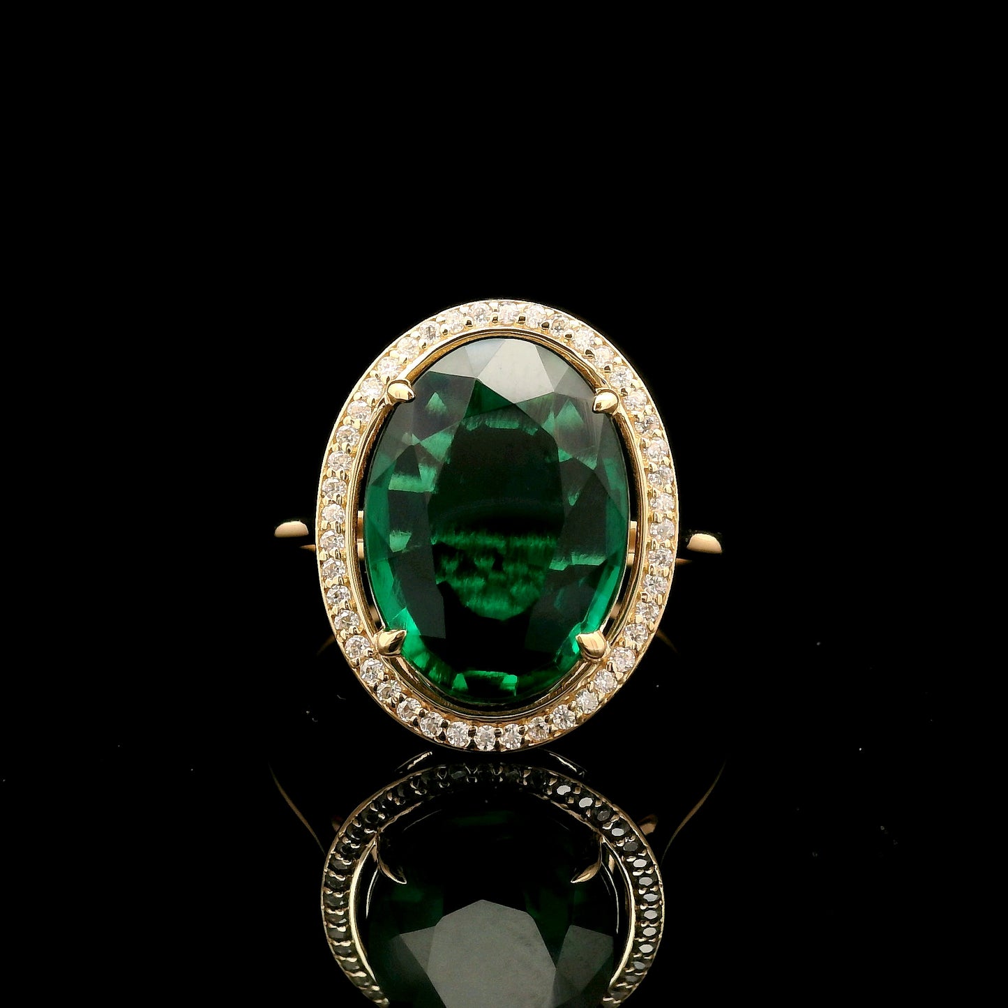 4.71 Ct Oval Mixed Cut Lab Grown Emerald 14K Gold Ring