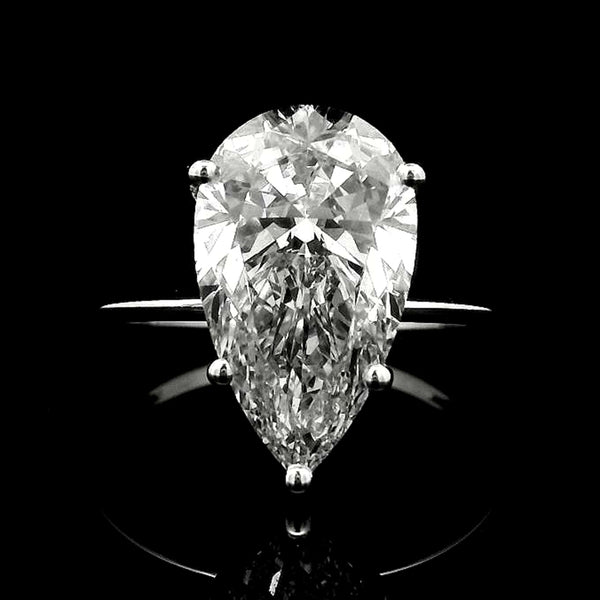 4.62 Carats Lab Grown Diamond 14K Gold Ring