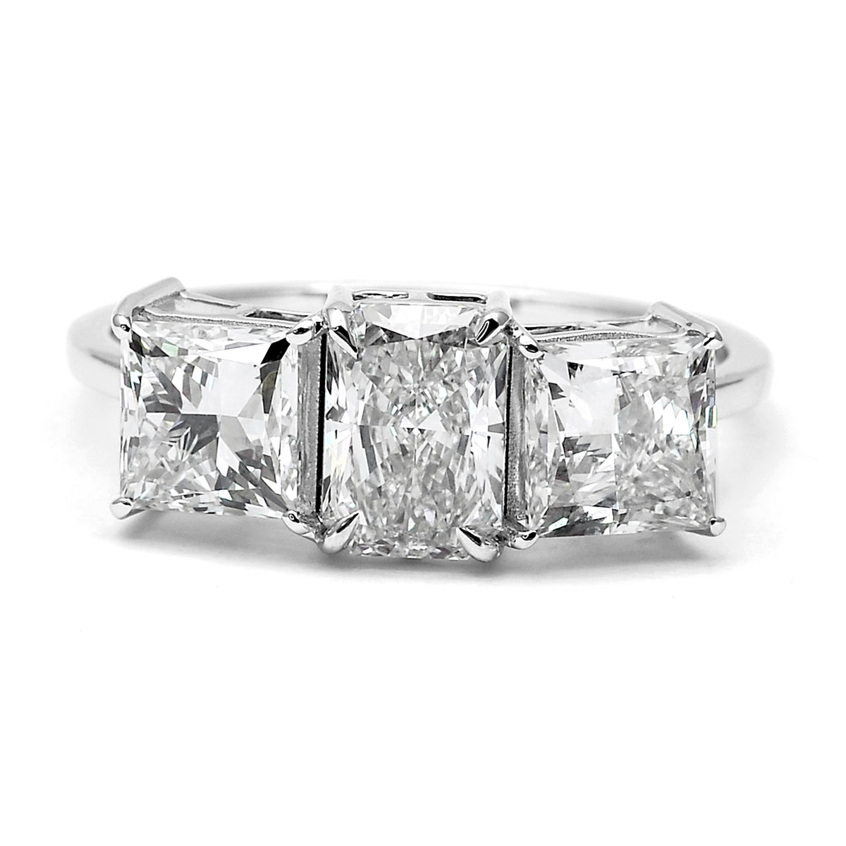 3.15 Carats Lab Grown Diamond 14K Gold Ring