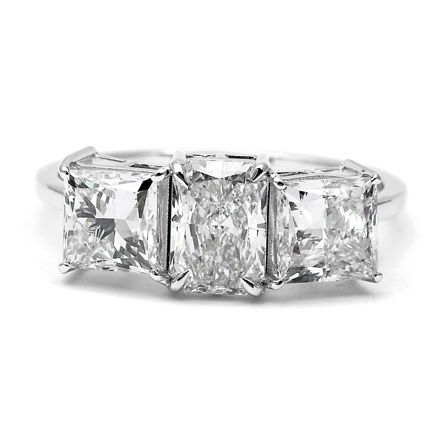3.15 Carats Lab Grown Diamond 14K Gold Ring