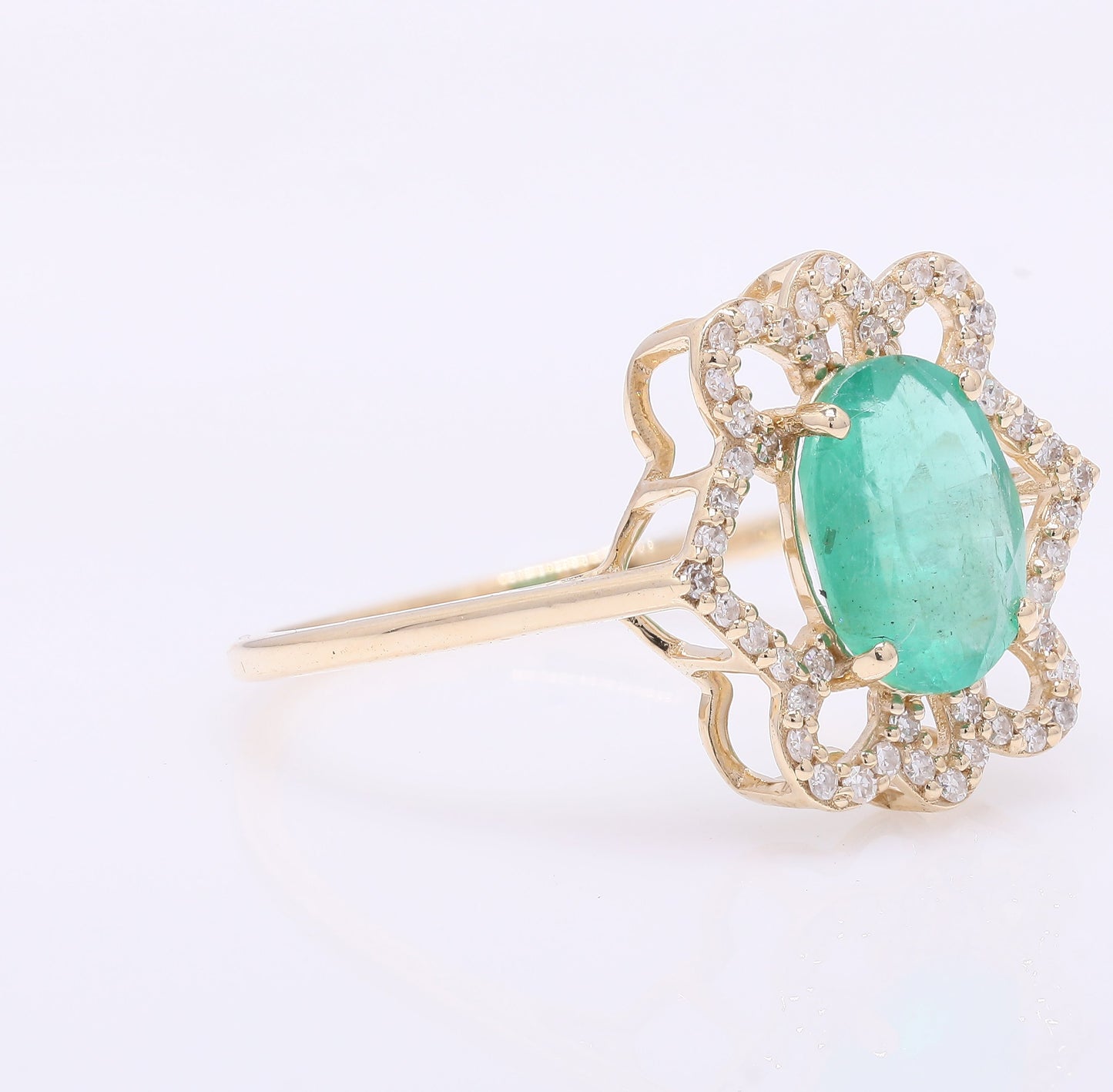 1.59 Ct Oval Mixed Cut Natural Emerald 14K Gold Ring