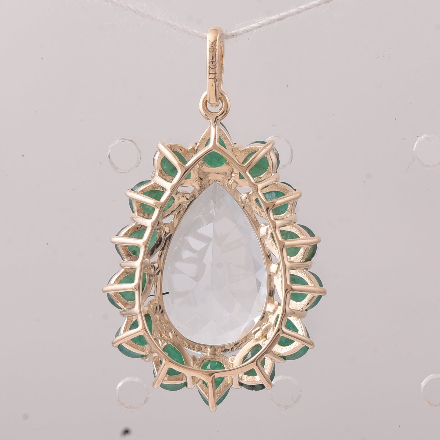 4.52 Ct Pear Aquamarine 9K Gold Pendant