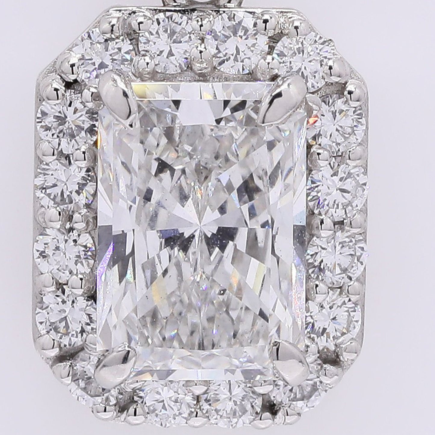 2.32 Carats Lab Grown Diamond 950 Platinum Pendant