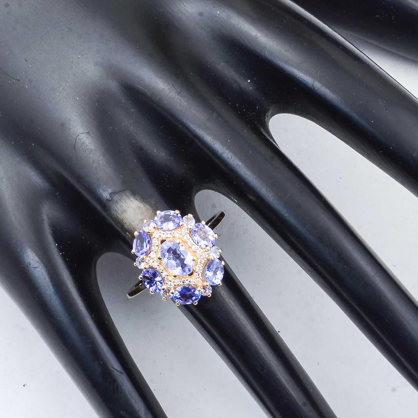 1.73 Ct Oval Tanzanite 14K Gold Ring