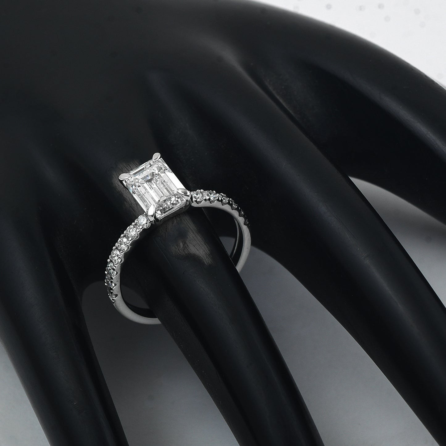2.24 Carats Lab Grown Diamond 14K Gold Ring
