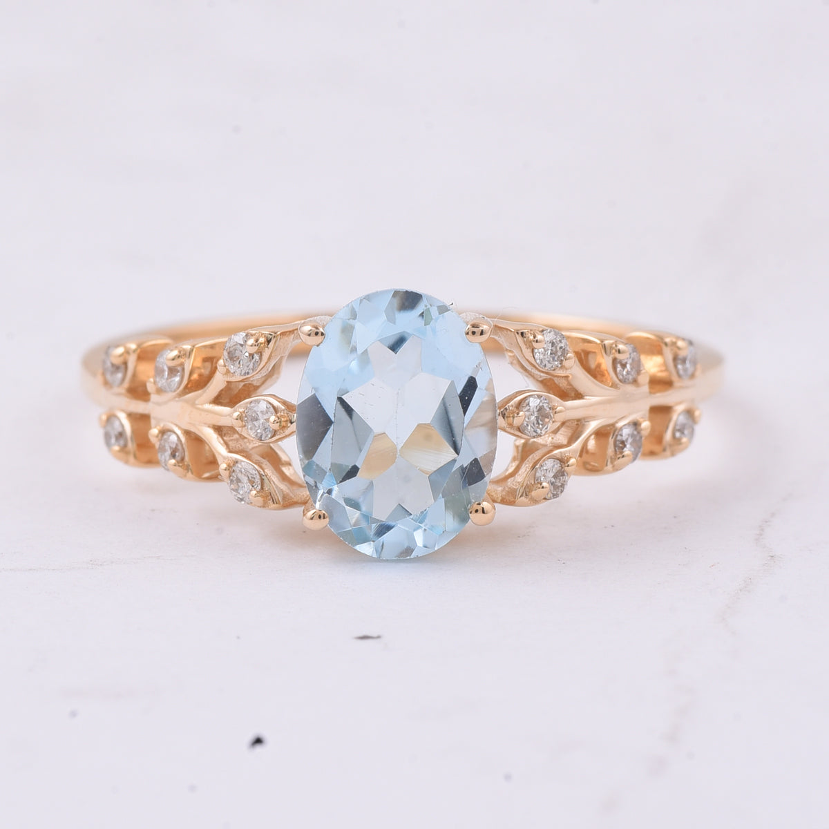 1.42 Ct Oval Natural Topaz 14K Gold Ring