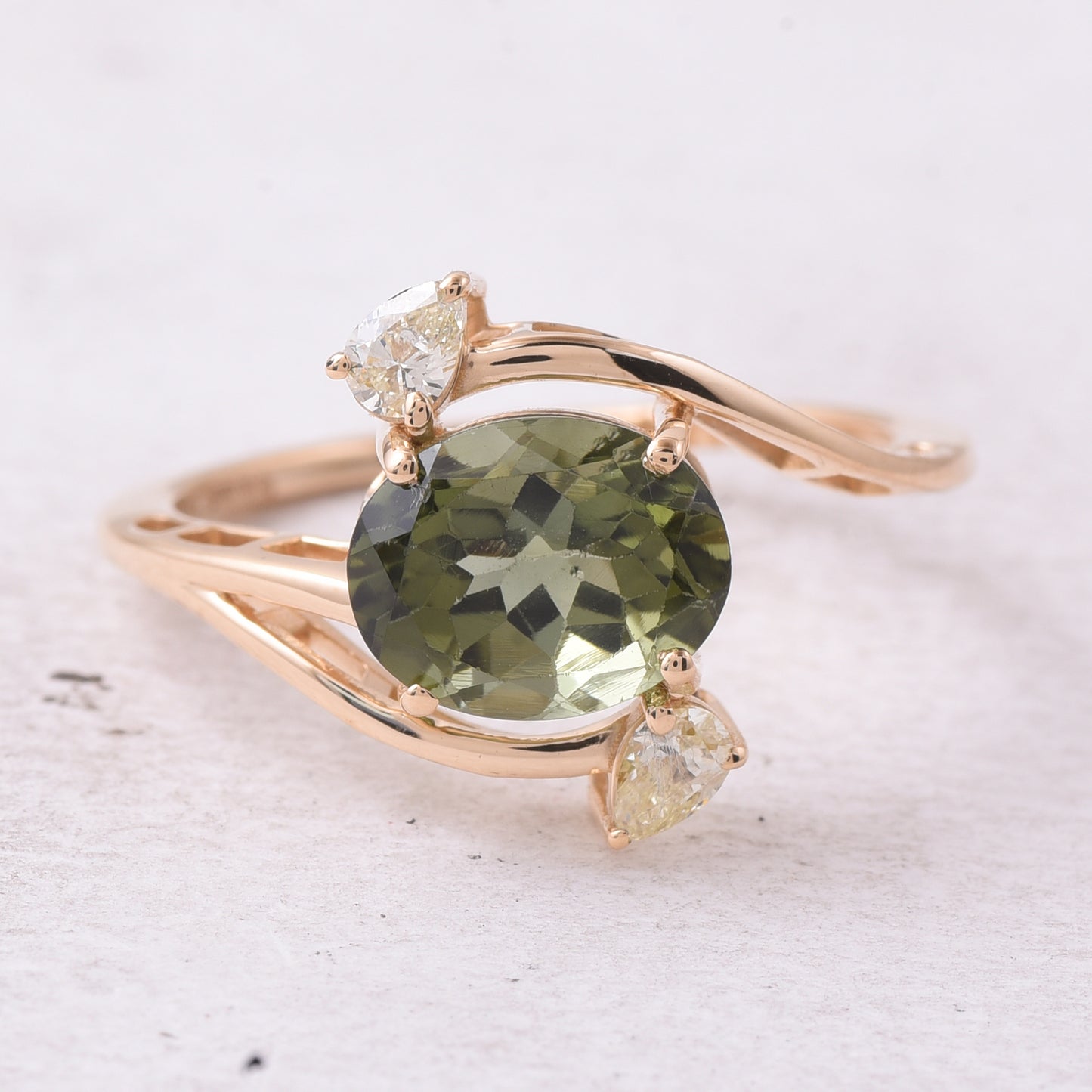 2.16 Ct Oval Mixed Cut Natural Green Tourmaline 14K Gold Ring