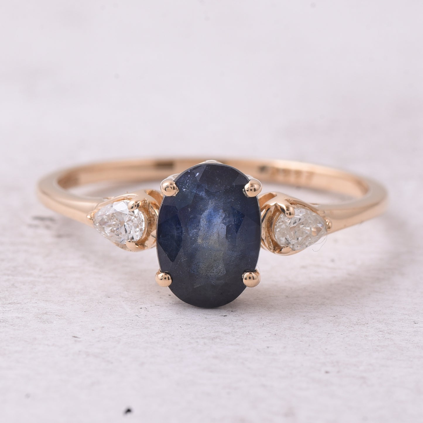 1.79 Ct Oval Mixed Cut Natural Sapphire 14K Gold Ring