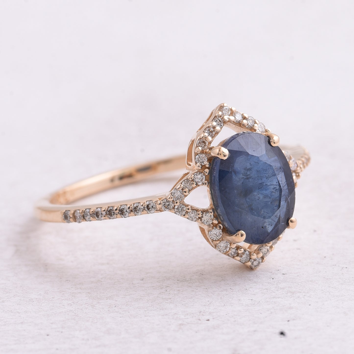 2.24 Ct Oval Mixed Cut Natural Sapphire 14K Gold Ring