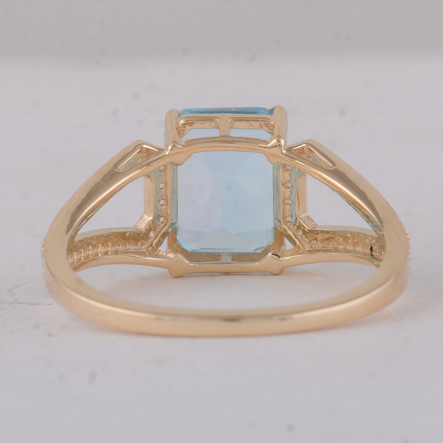 3.04 Ct Octagon Blue Topaz 9K Gold Ring