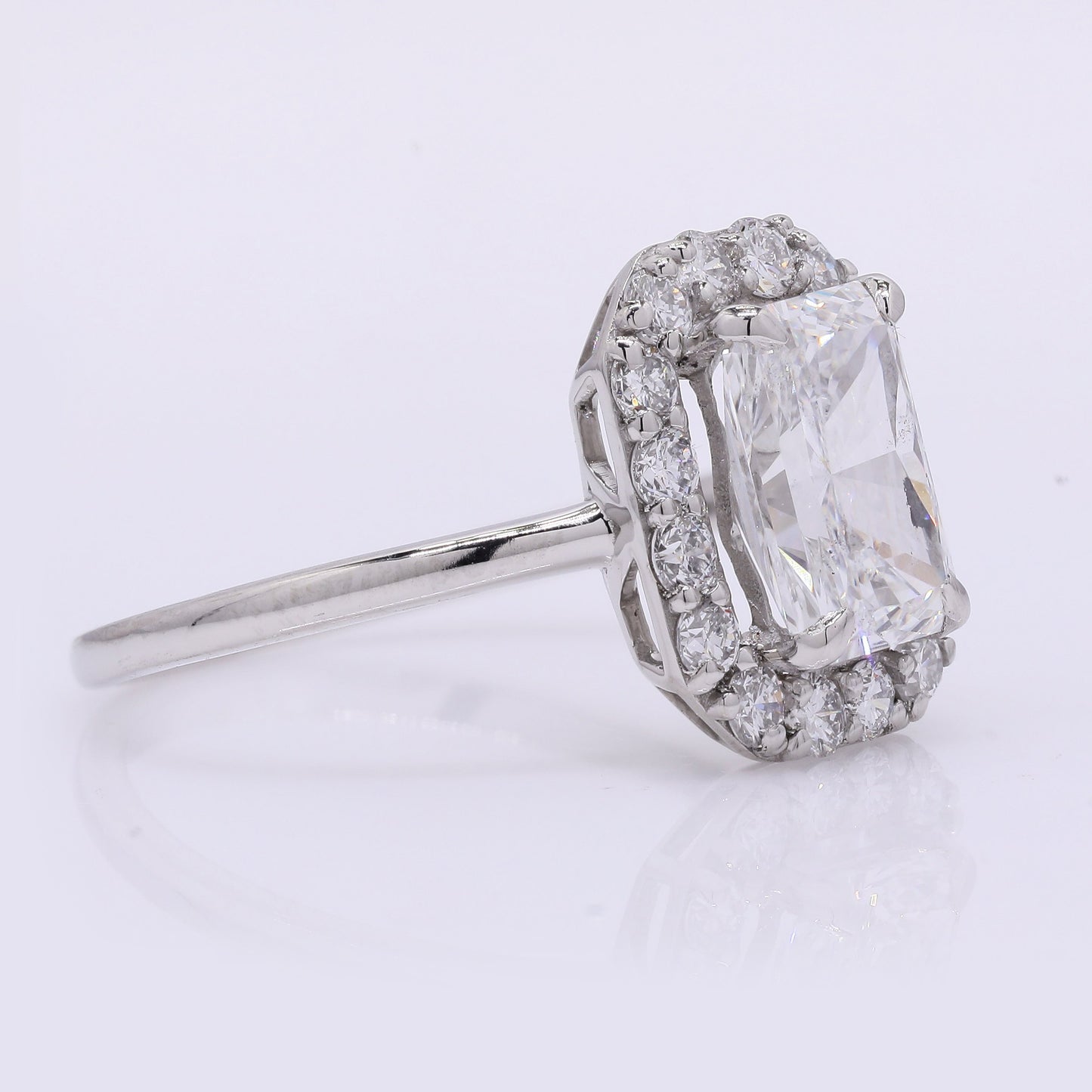 2.40 Carats Lab Grown Diamond 950 Platinum Ring